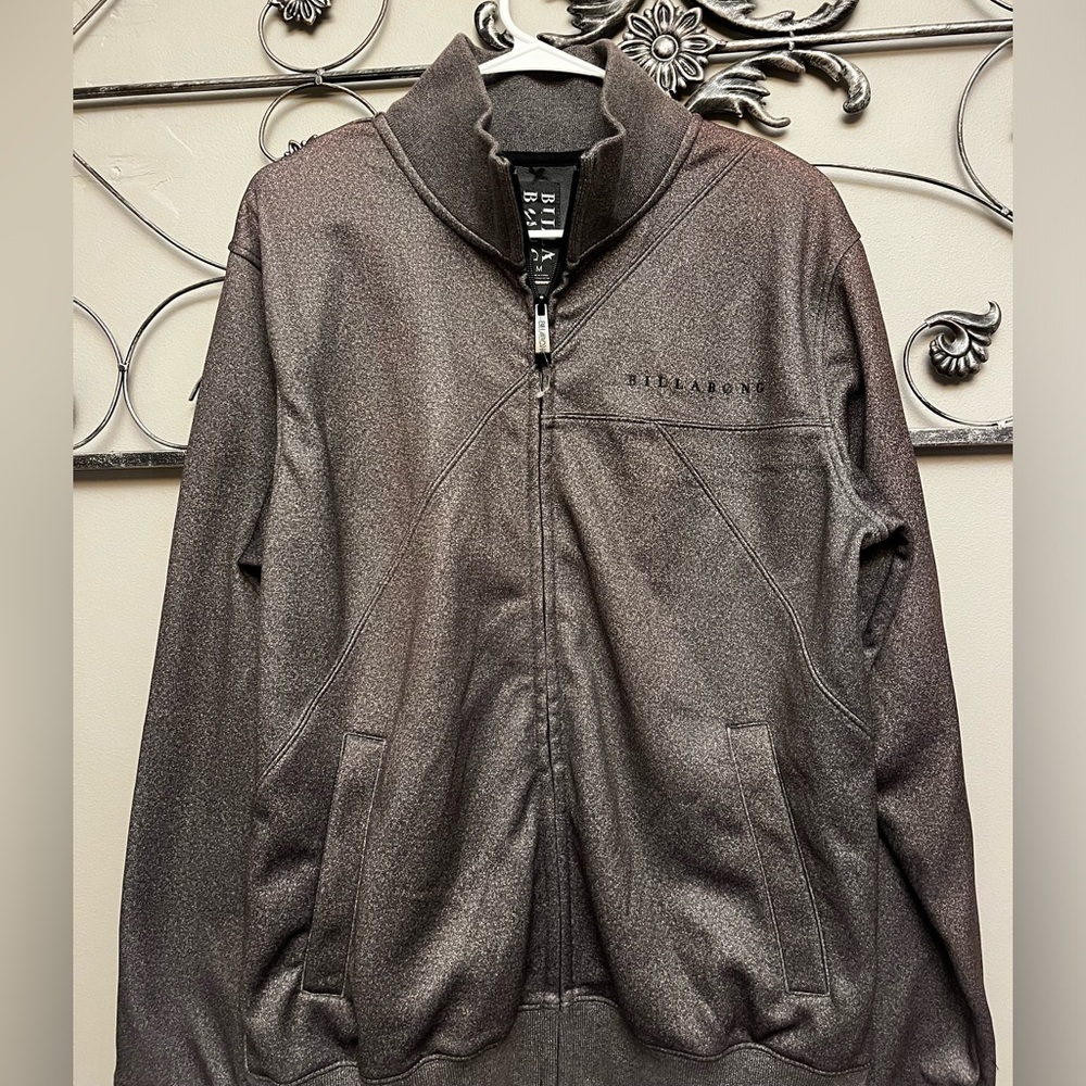 Billabong Men’s jacket metallic full zippering with bottle opener medium…